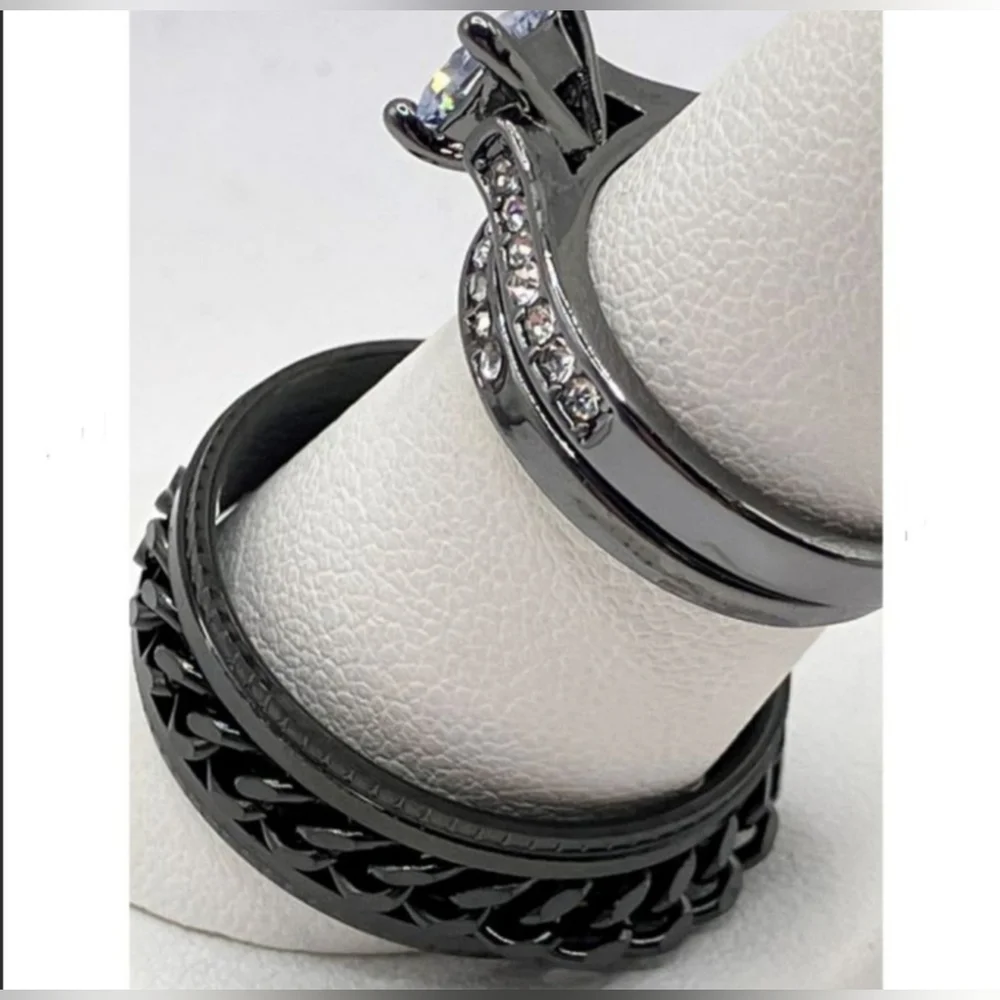 New, Classic black wedding band men's size 7 jewelry - Picture 6 of 9